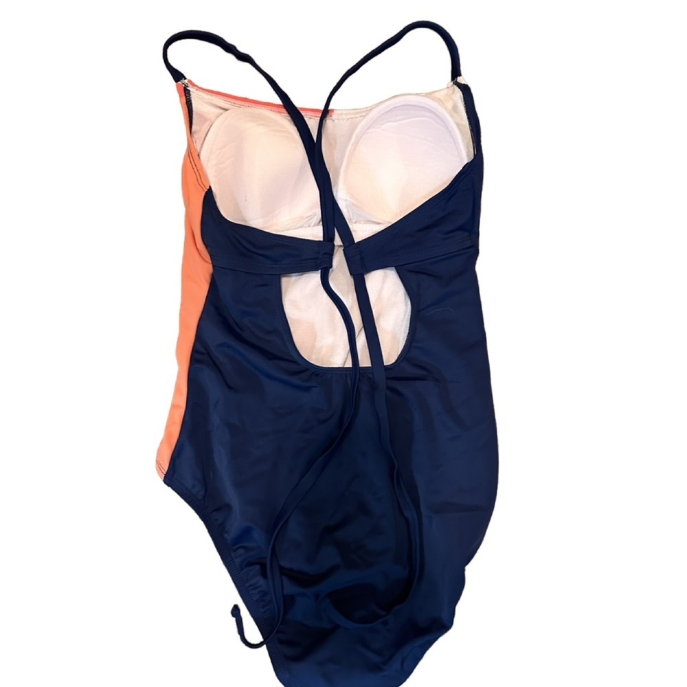 Time and Tru Women’s One Piece Swimsuit Size Medium (8-10) - Picture 2 of 3